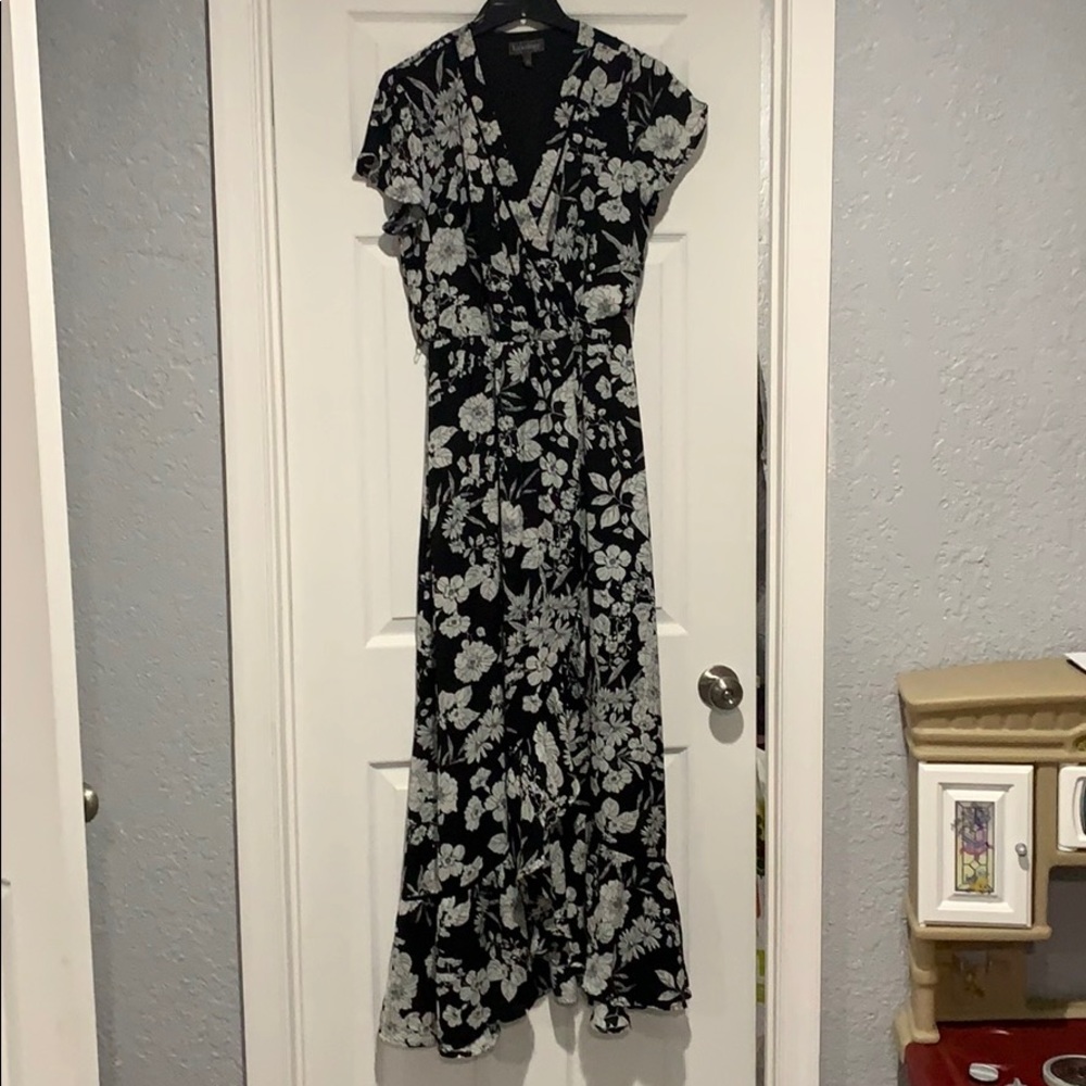Elegant black and white floral dress